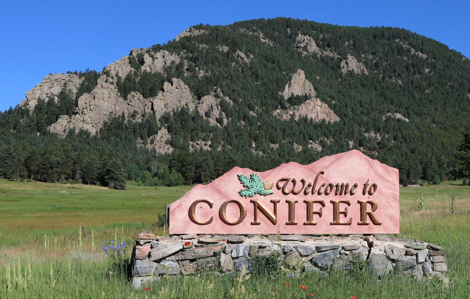 Largest Colorado Mountain Towns by Population
