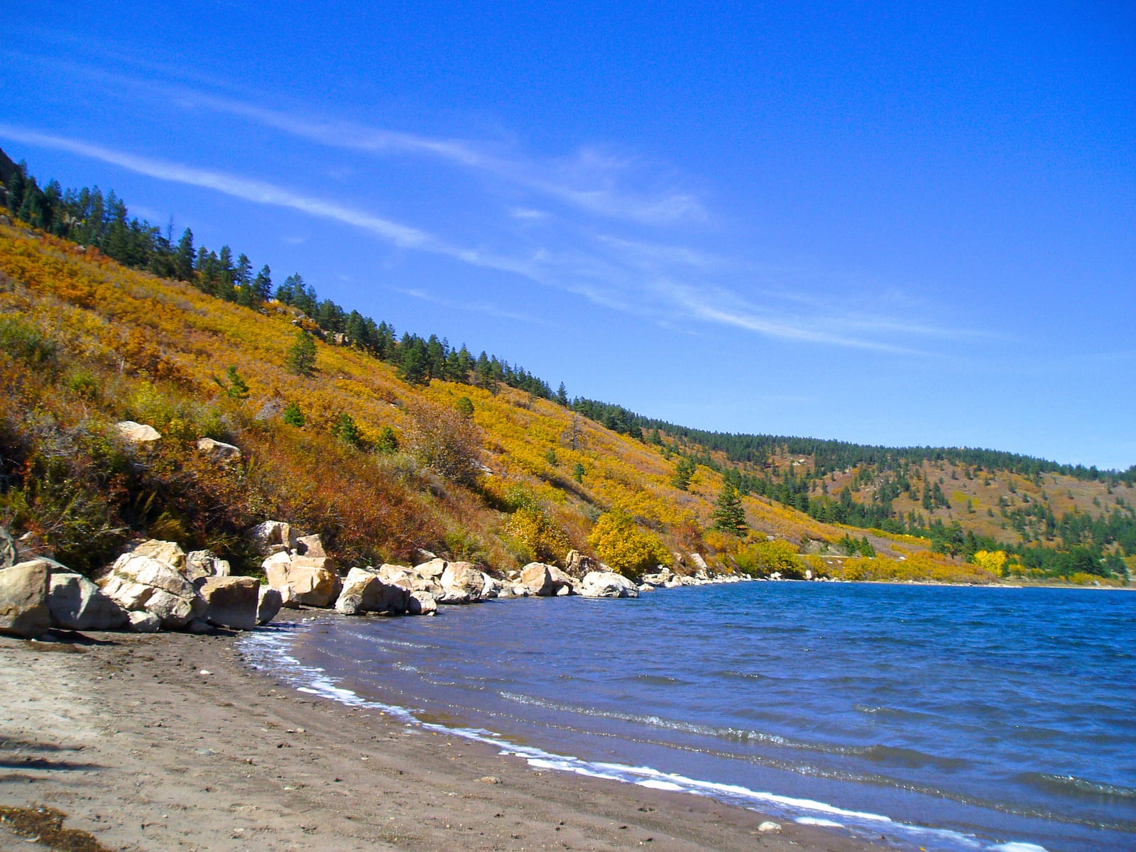 Trinidad Lake Colorado Beach Shore Fall Colors
