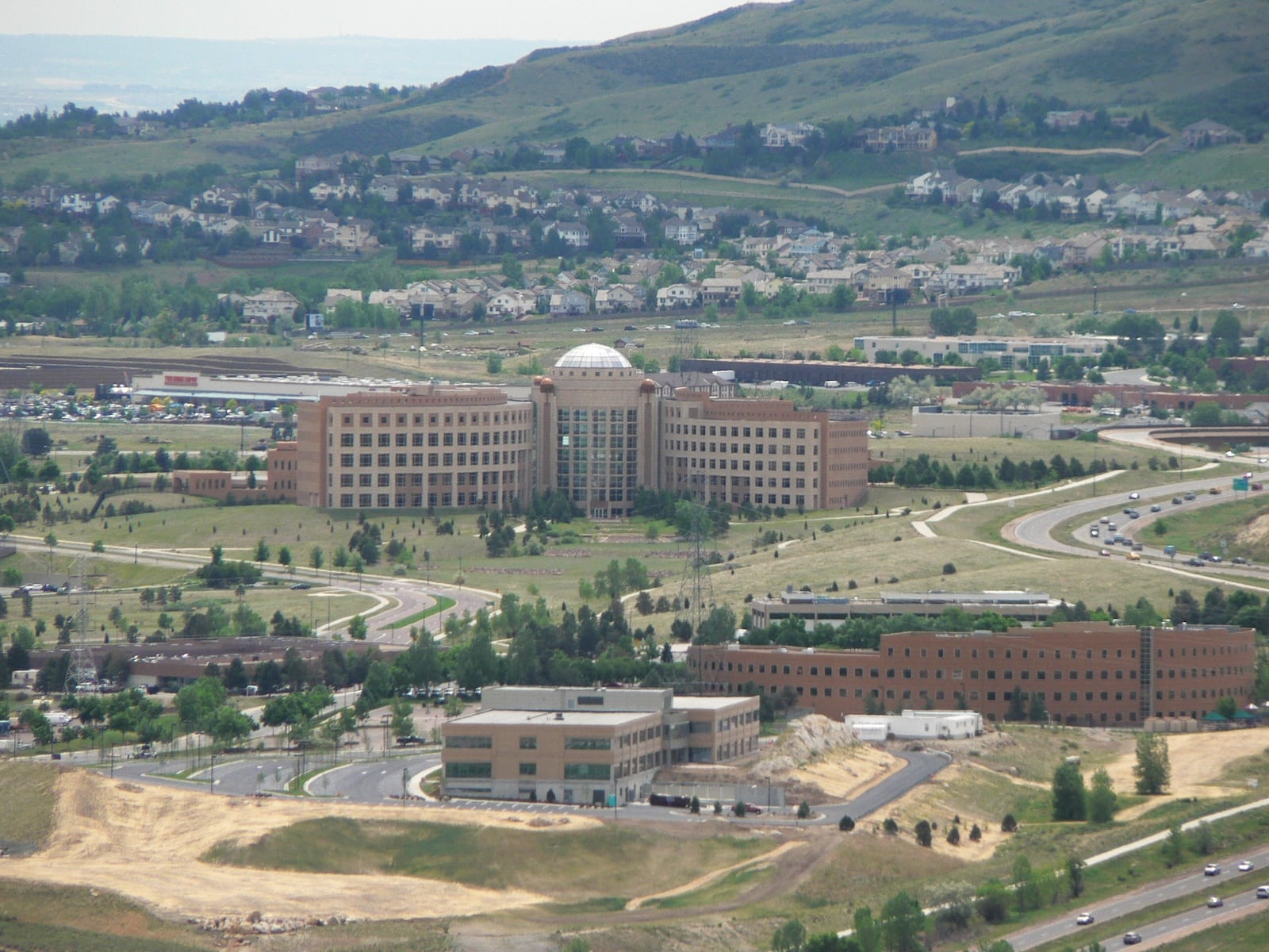 Gedung Pengadilan Jefferson County dari Lookout Mountain Golden