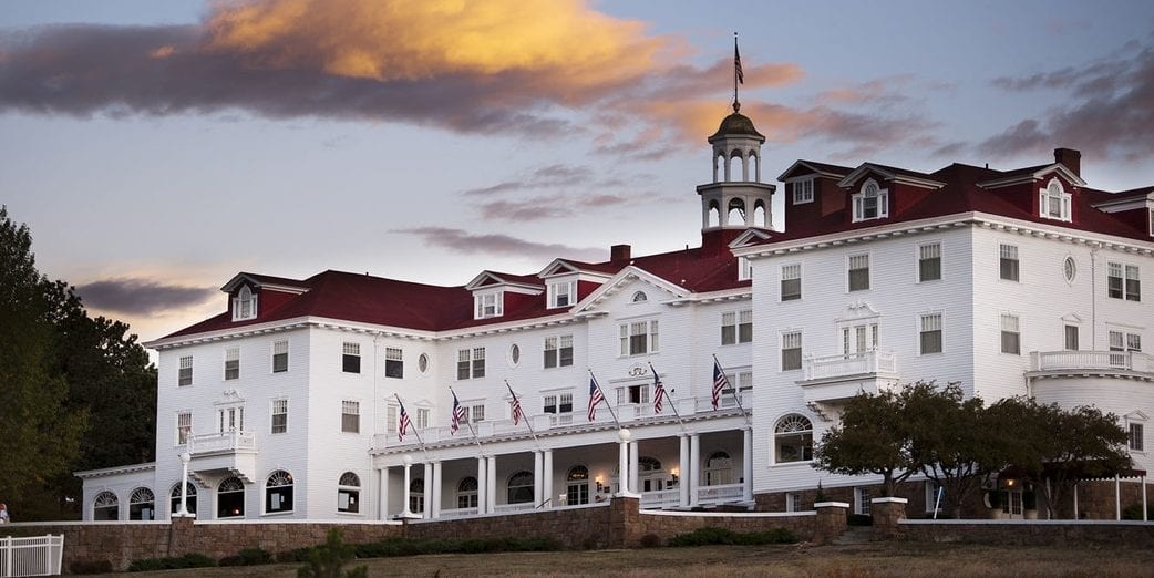 https://www.uncovercolorado.com/wp-content/uploads/2020/10/stanley_hotel_estes_park_main-e1603475975430.jpg