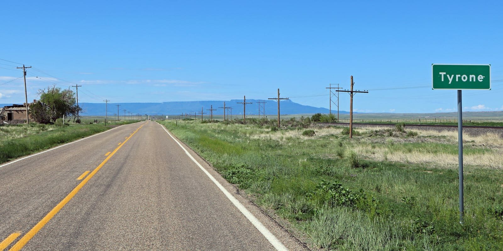 Tyrone, Colorado Sign US-350