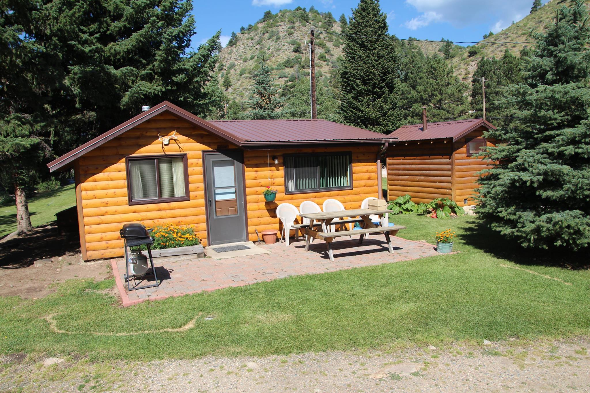 image of bighorn cabin