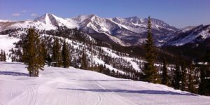 image of monarch mountain