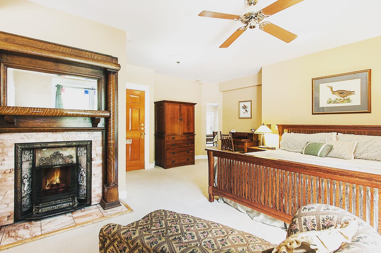 image of a room at alps boulder canyon inn