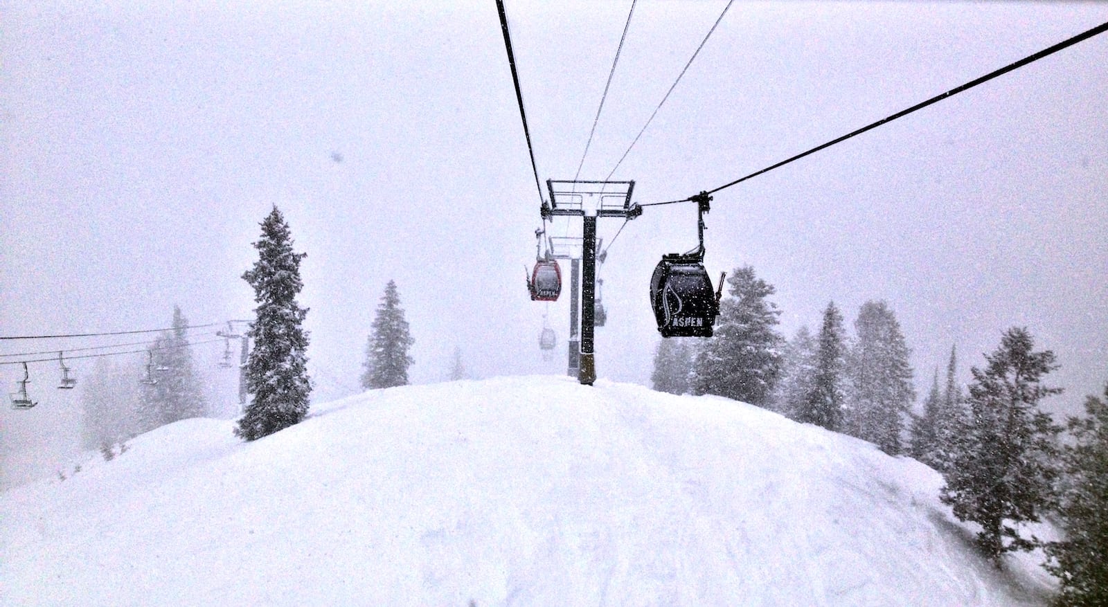 Hari Salju Musim Dingin Gondola Gunung Aspen