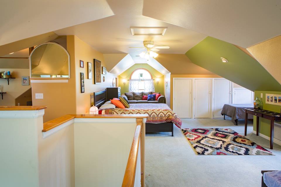 image of room at fernweh inn and hostel