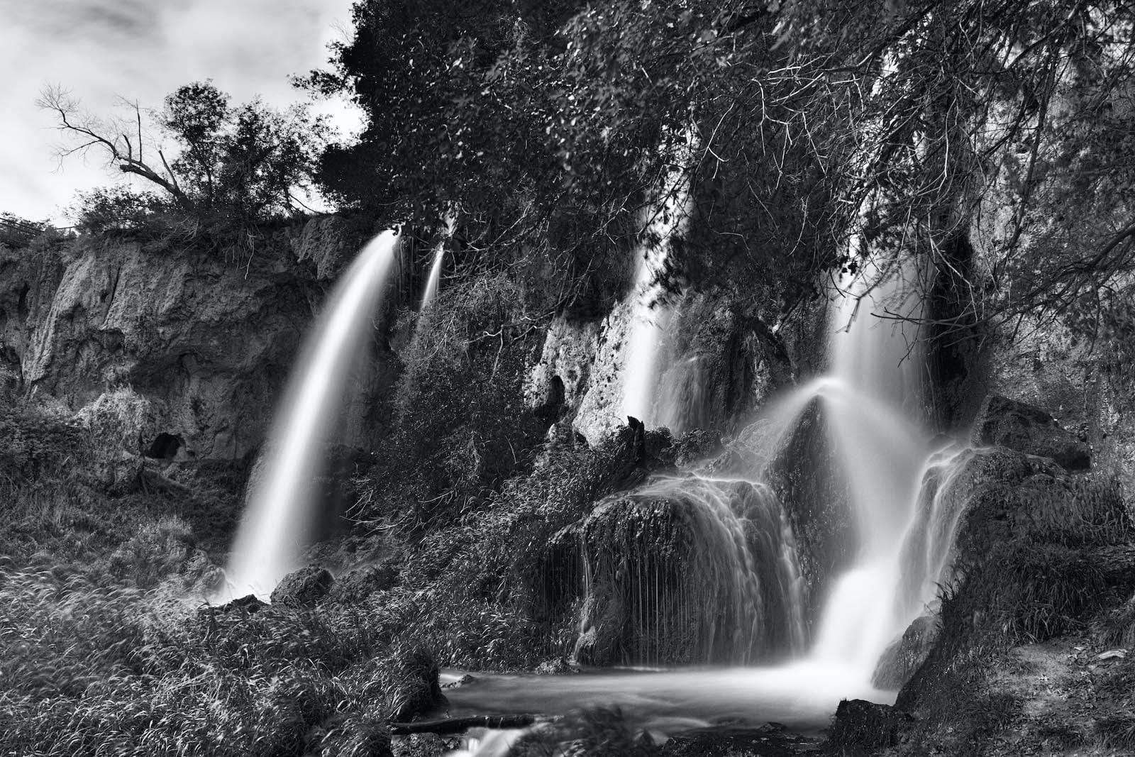 Black and white image of Rifle Falls in Rifle, Colorado