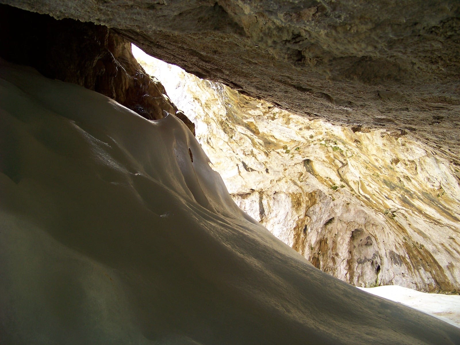 Rifle Mountain Park Ice Cave Colorado