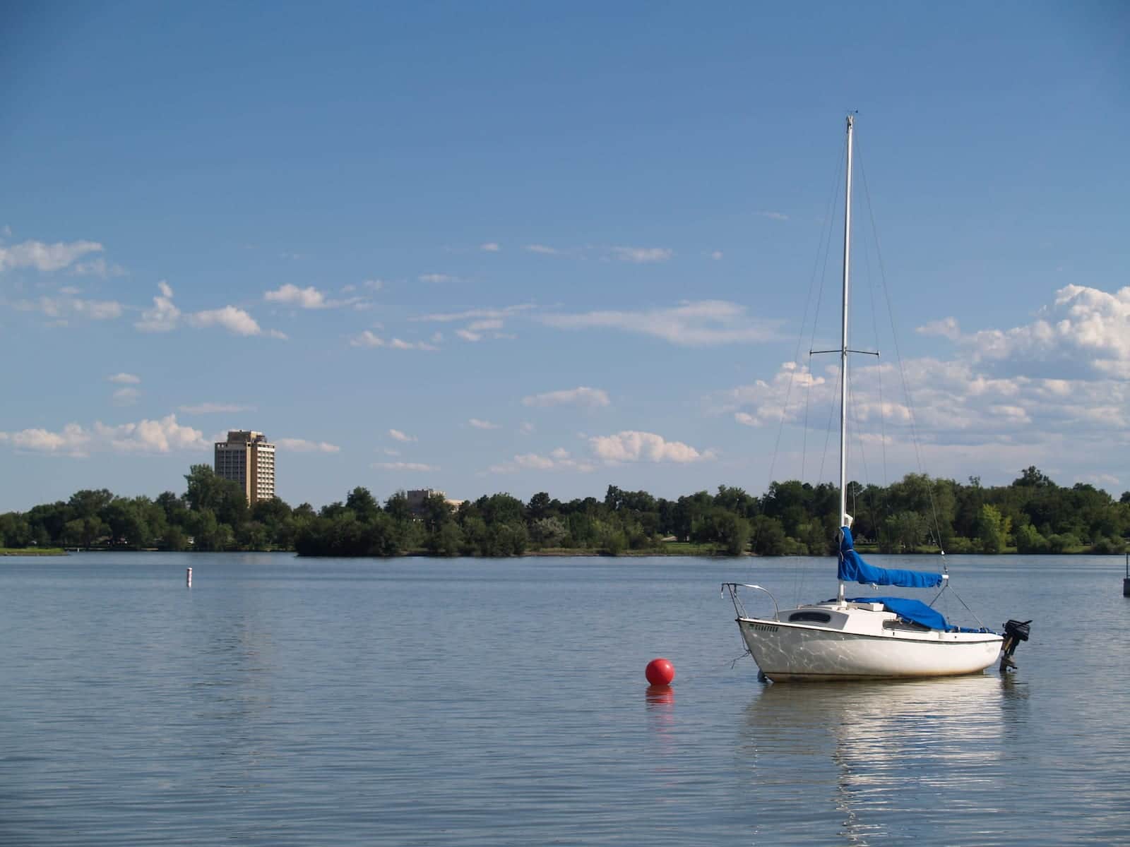 Sloan's Lake Marina Boat