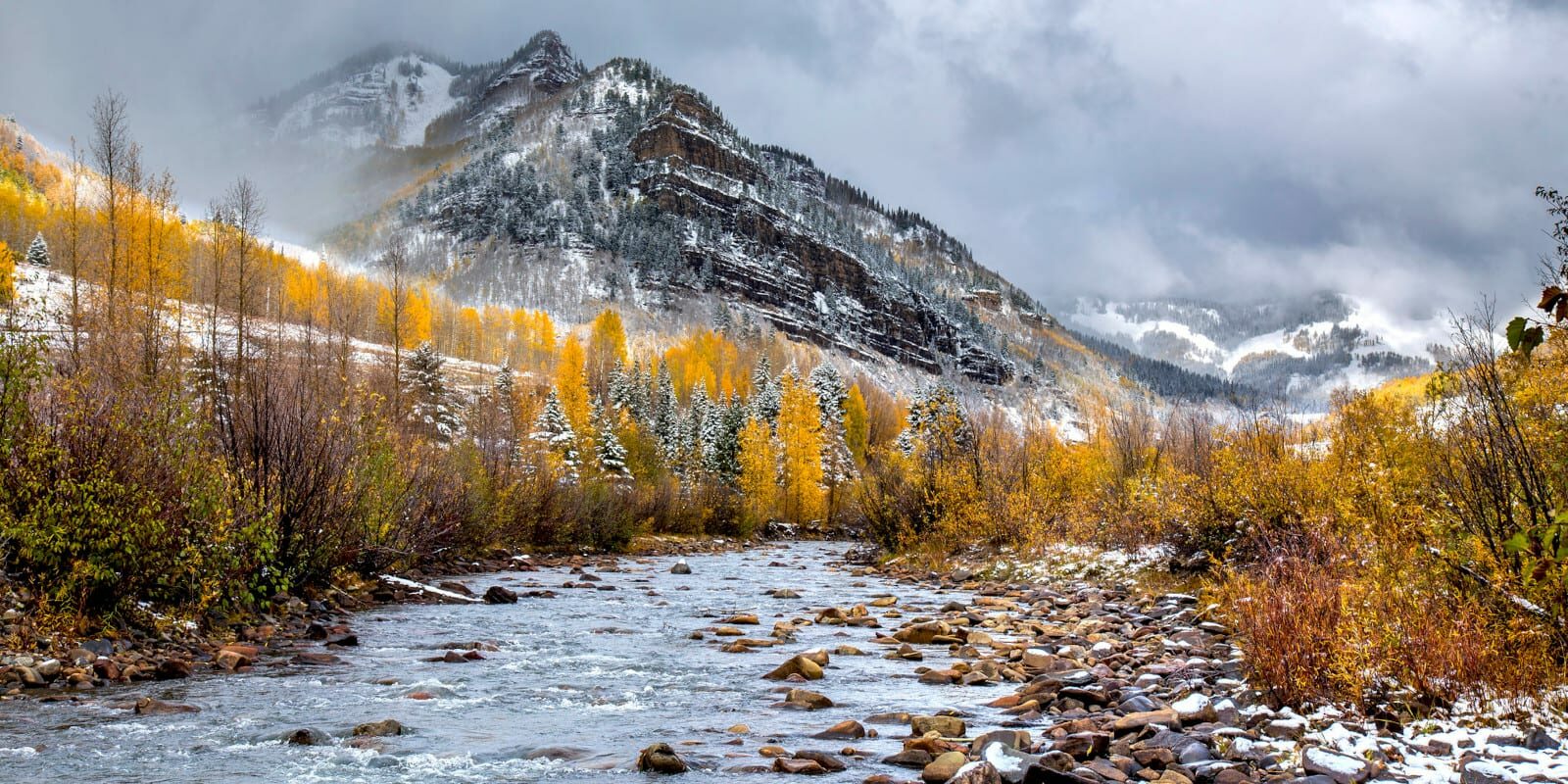 Image of the Dolores River in Colorado during winter