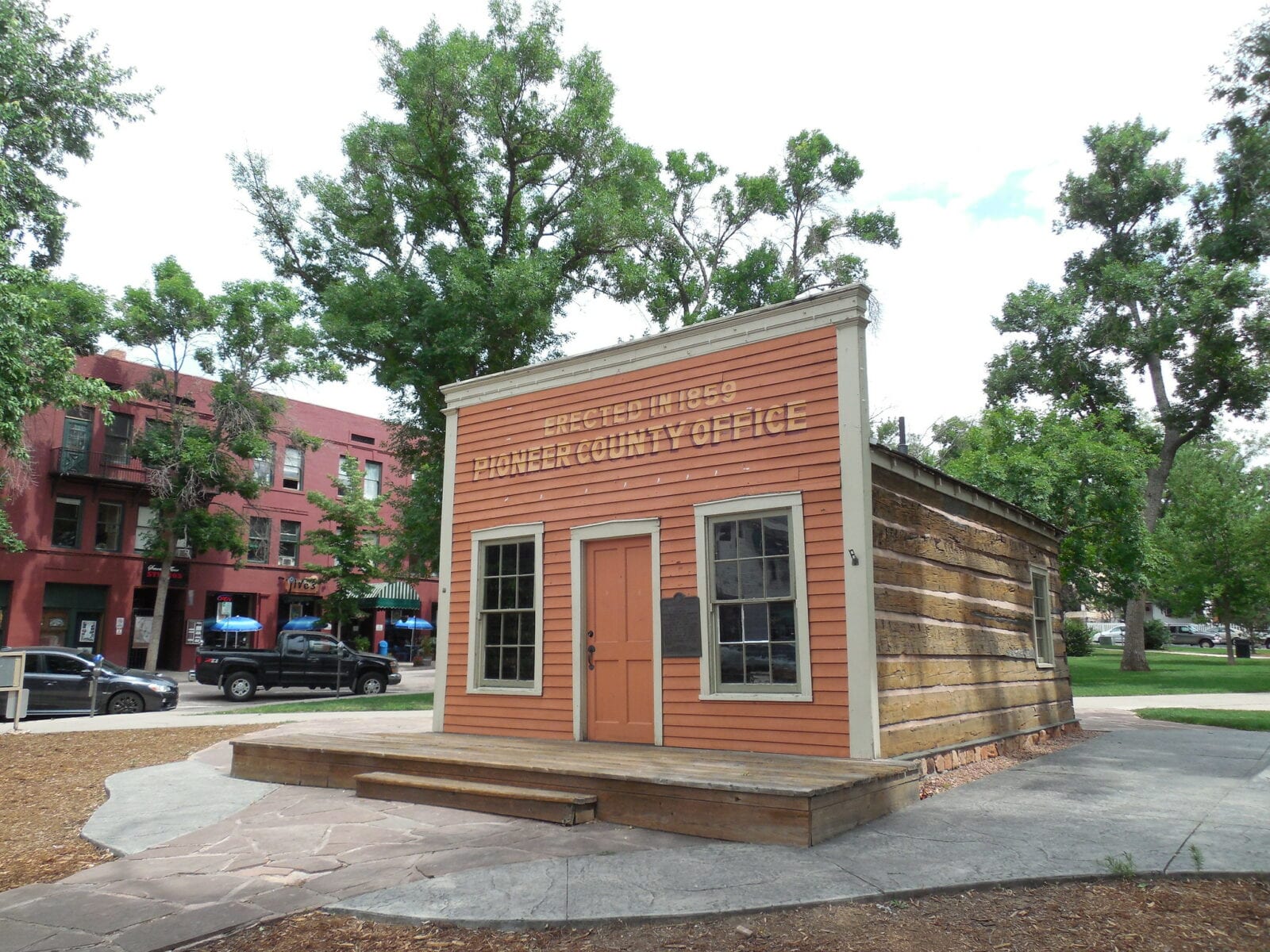 Image of the Pioneer County Office in the Bancroft Park in Colorado Springs, Colorado