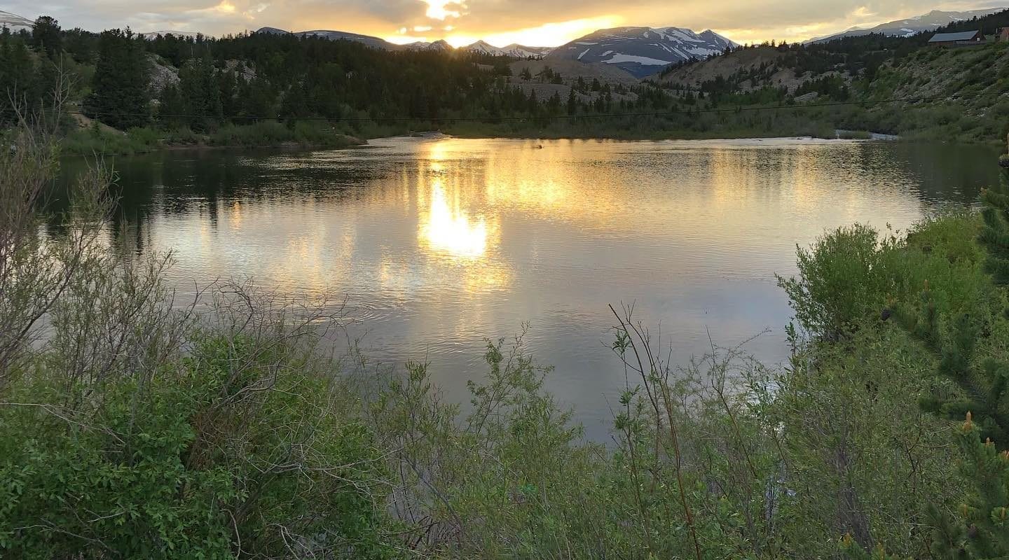 Image of the sun rising over Fairplay Beach in Colorado