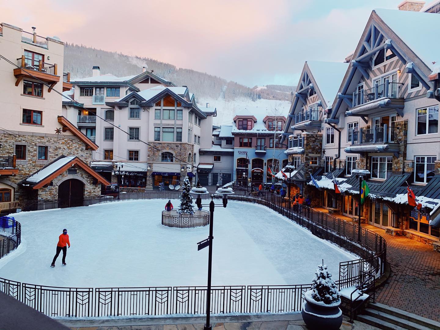 image of ice skating in telluride