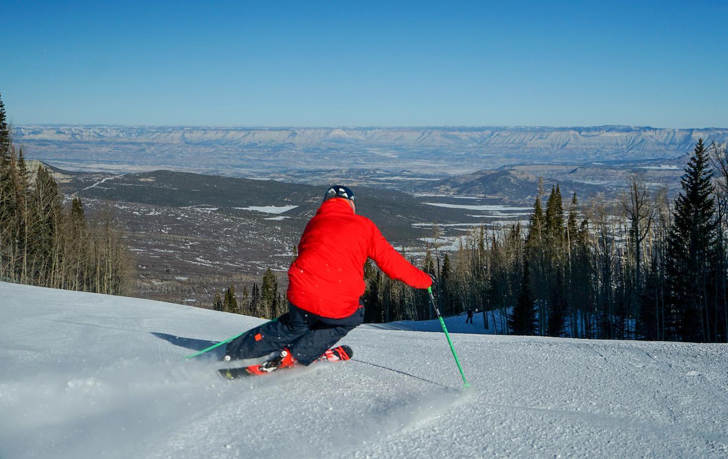 image of skier at powderhorn resort