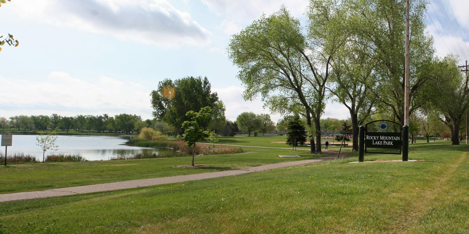 Image of the Rocky Mountain Lake Park in Denver, Colorado