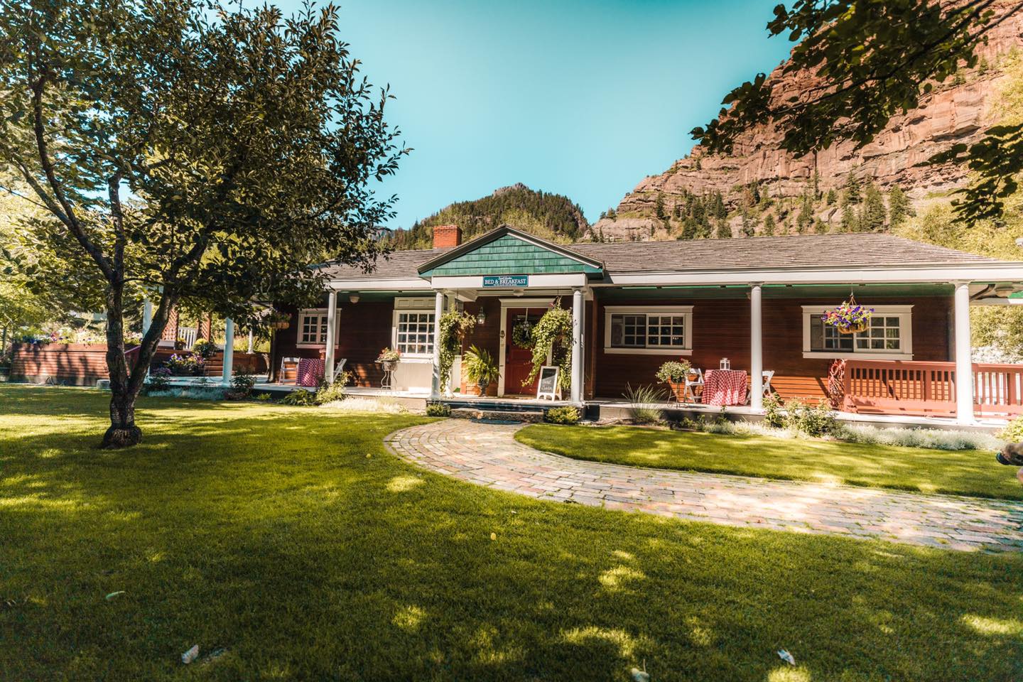 image of secret garden bed and breakfast