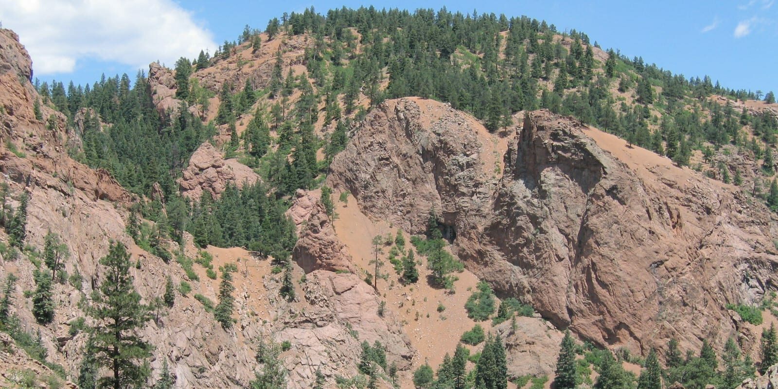 Image of the South Cheyenne Canyon from the Seven Falls in Colorado Springs