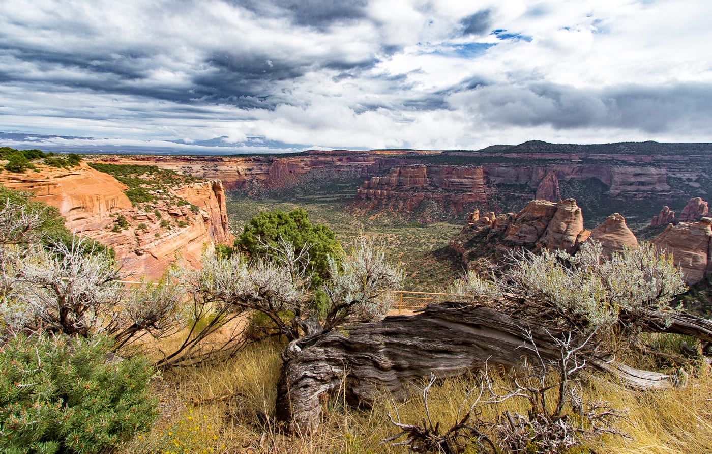 Hiking Colorado National Monument Grand Junction