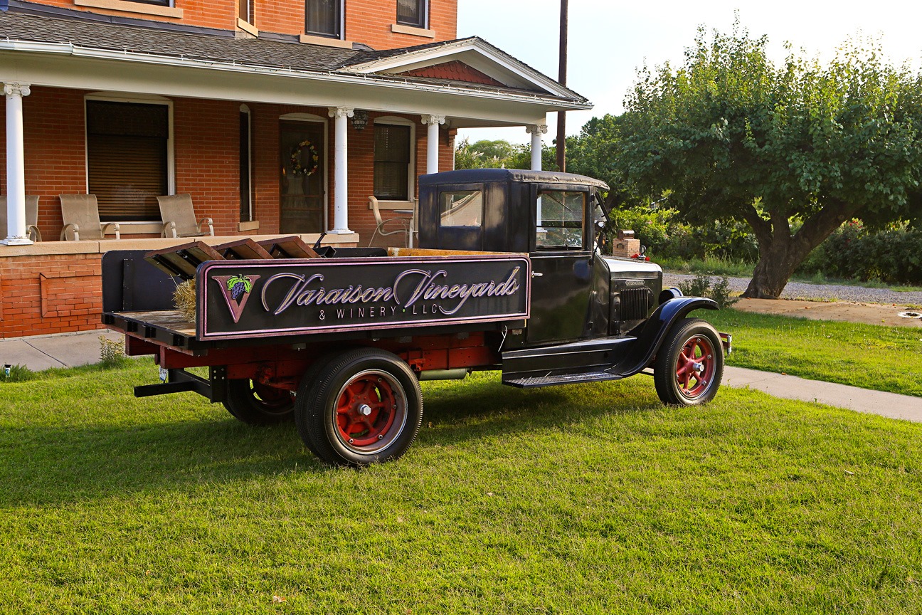 image of varaison vineyards