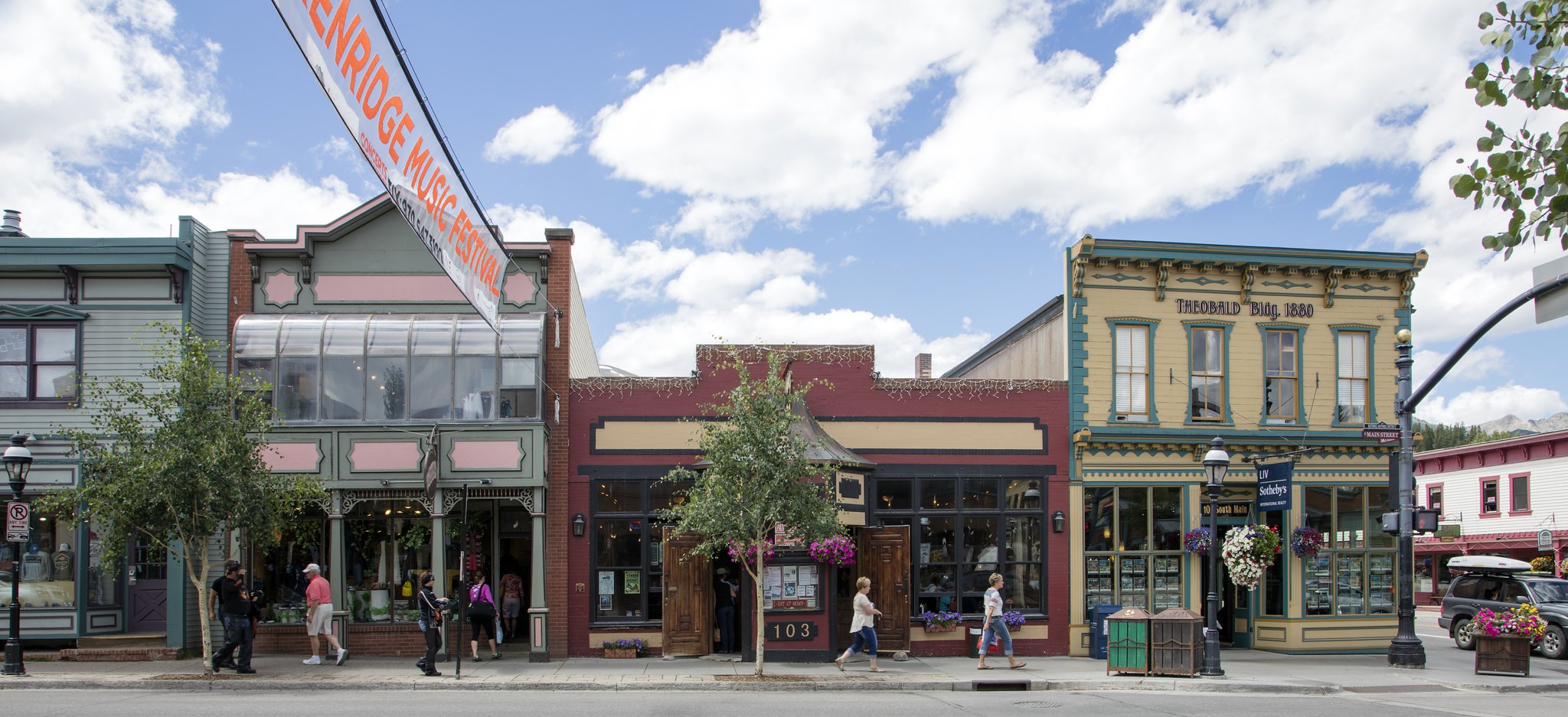 image of downtown breckenridge