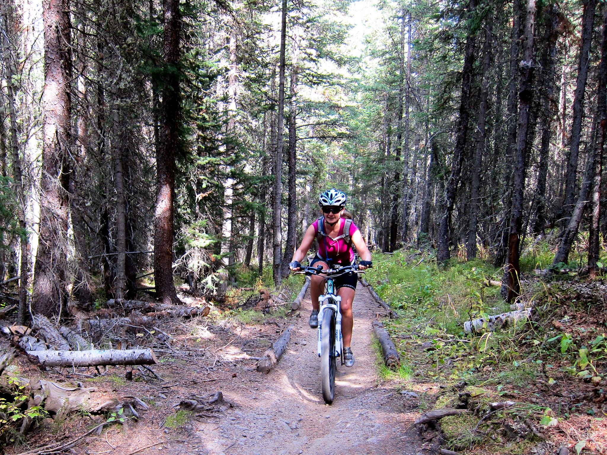 image of mountain biking in breckenridge