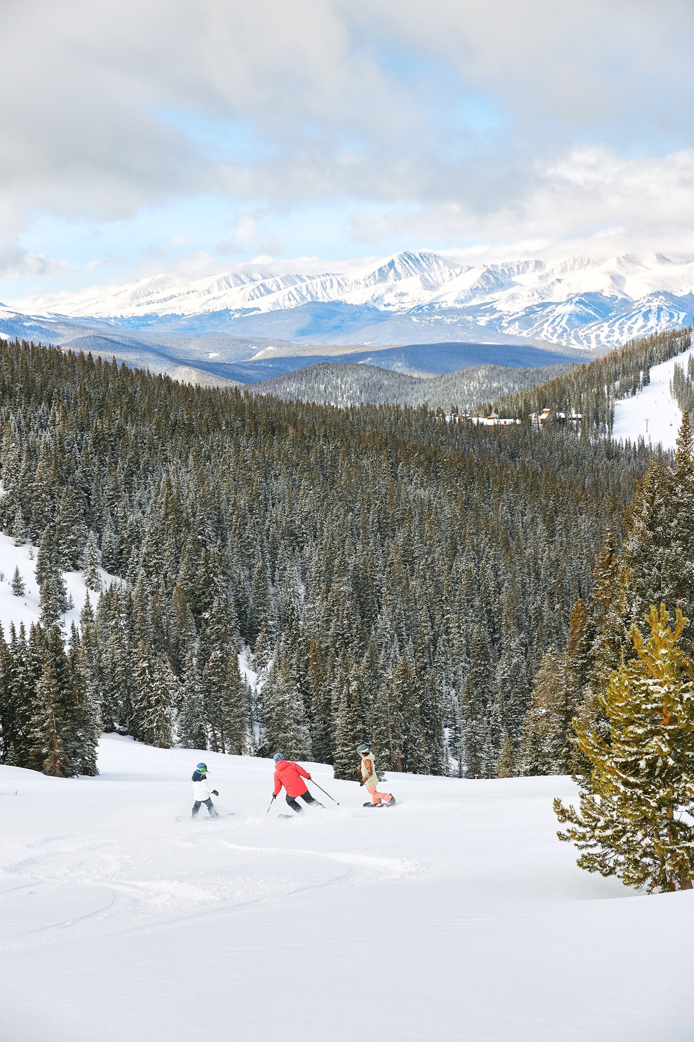 image of keystone ski resort