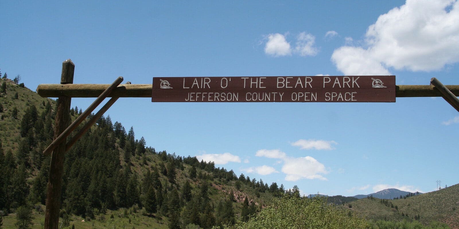 Image of a the entrance to Lair o' the Bear Park in Idledale, Colorado