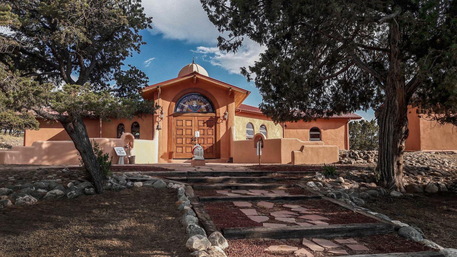 image of the Haidakandi Ashram in Crestone