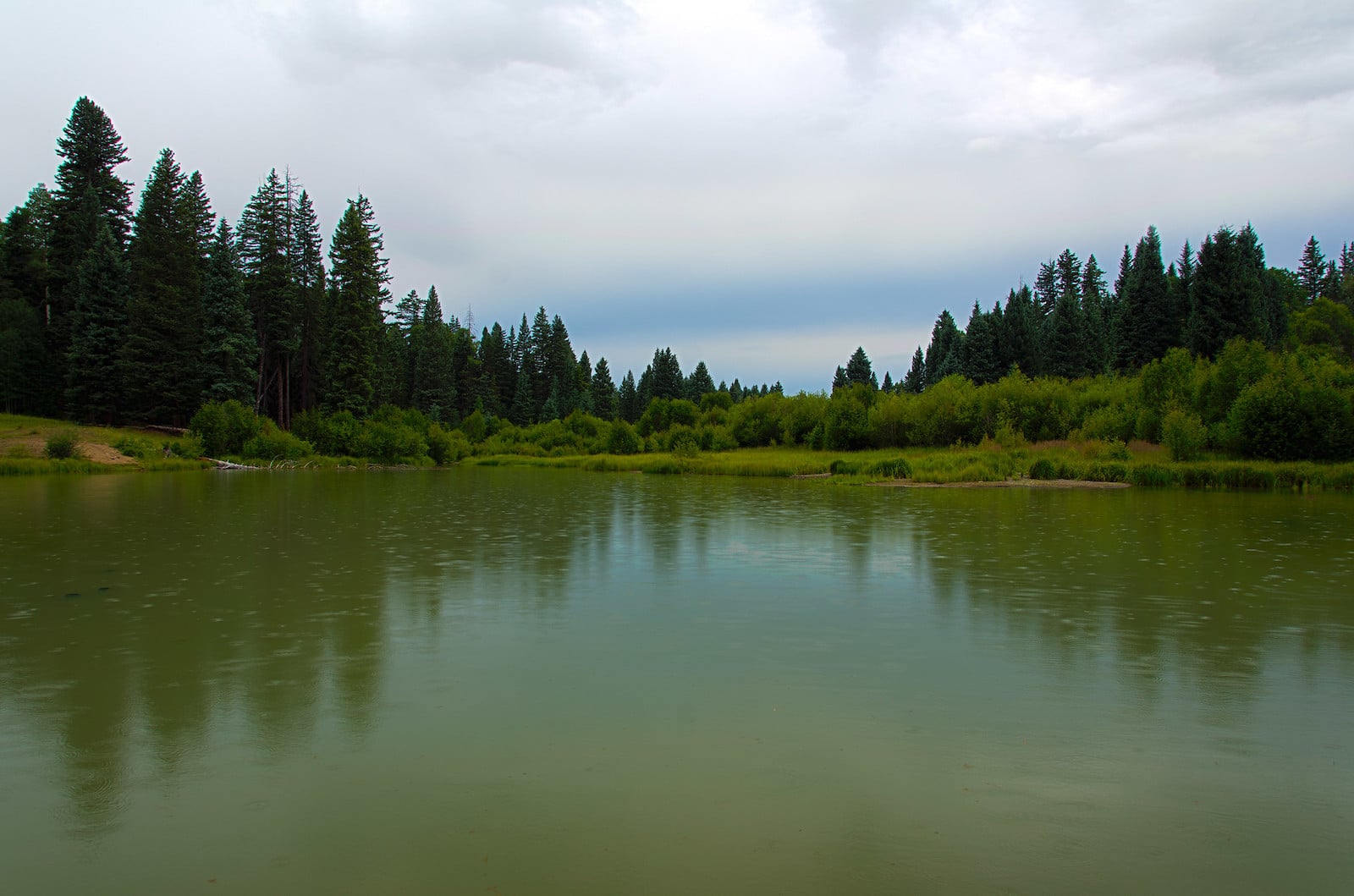 Image of Opal Lake in Pagosa, Colorado