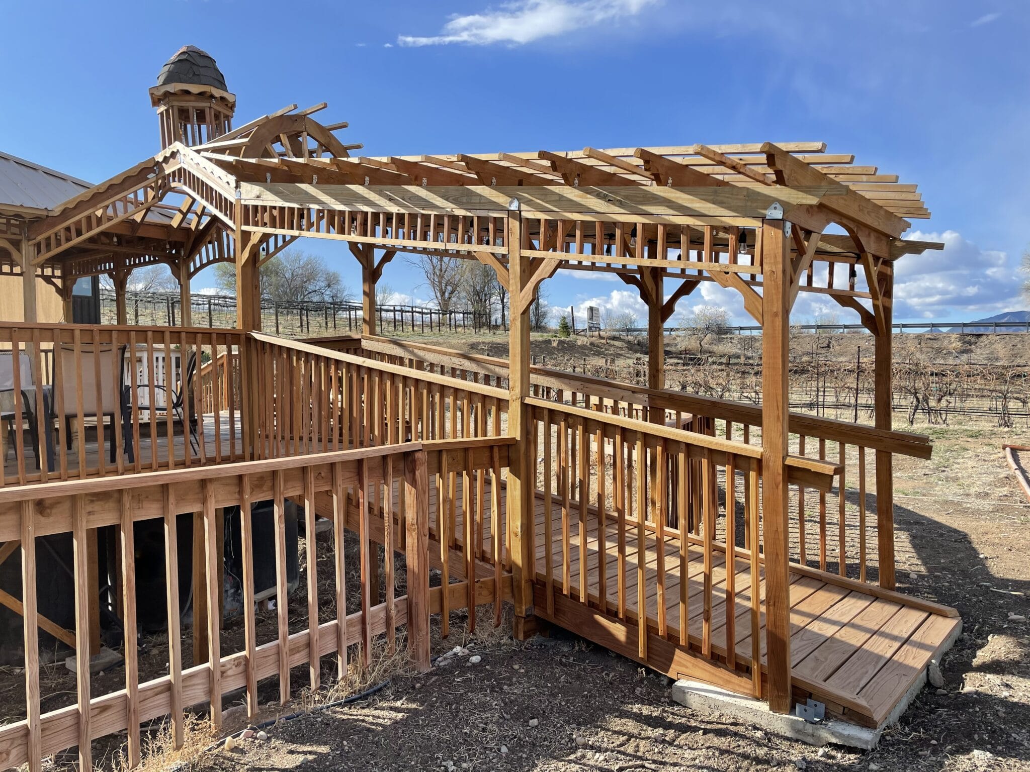 image of outdoor patio at legatum cellars