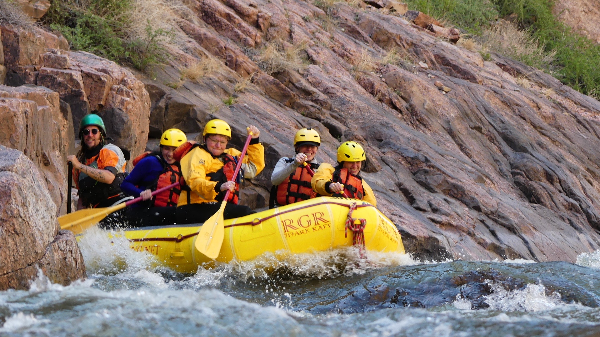 image of rafting the royal gorge
