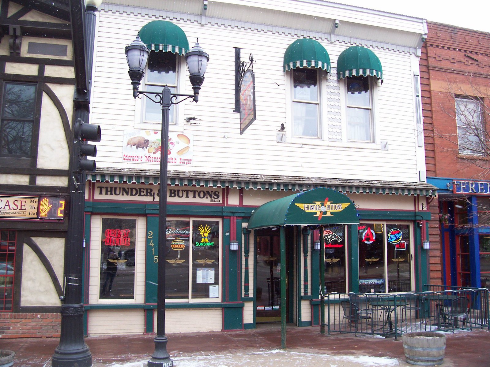 Thunder and Buttons Historic Bar