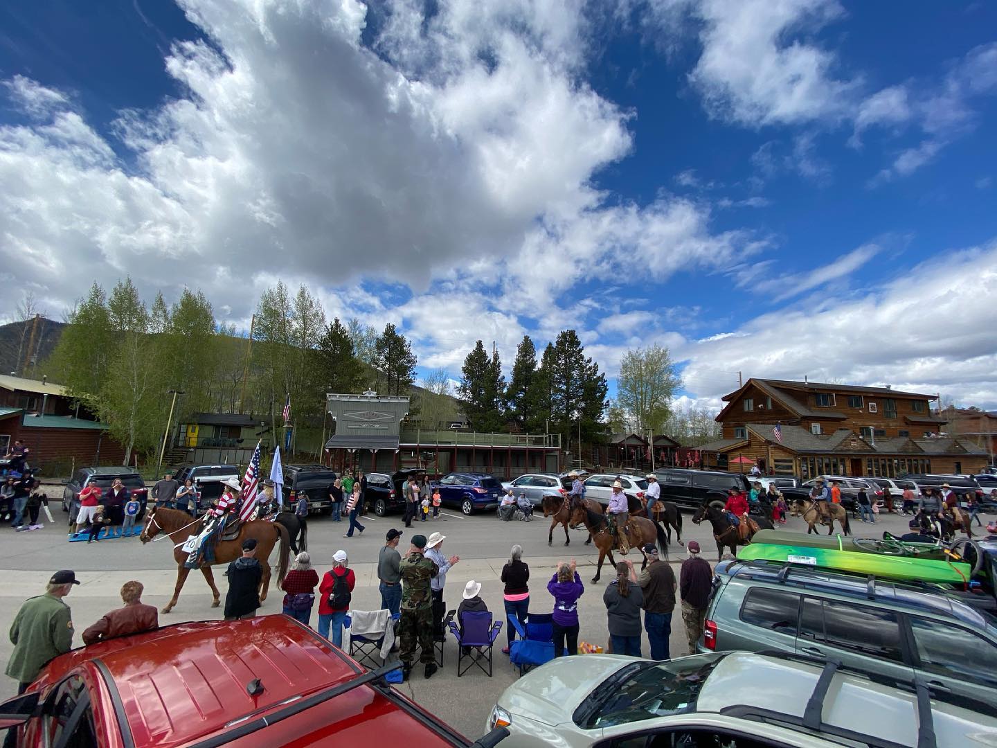 Image of the Memorial Day Parade in Grand Lake, Colorado