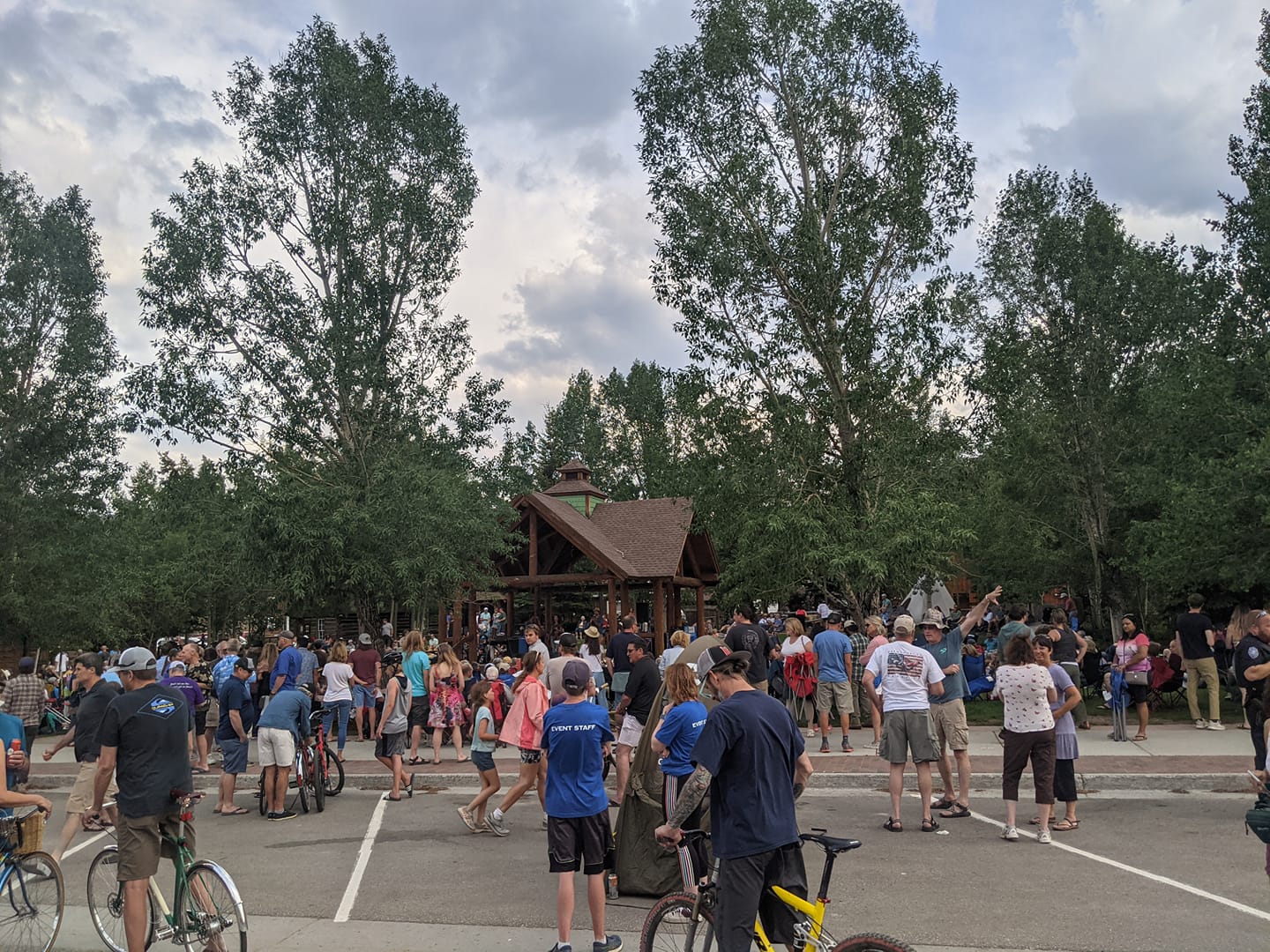 Image of people crowding together for the Concert in the Park in Frisco, Colorado