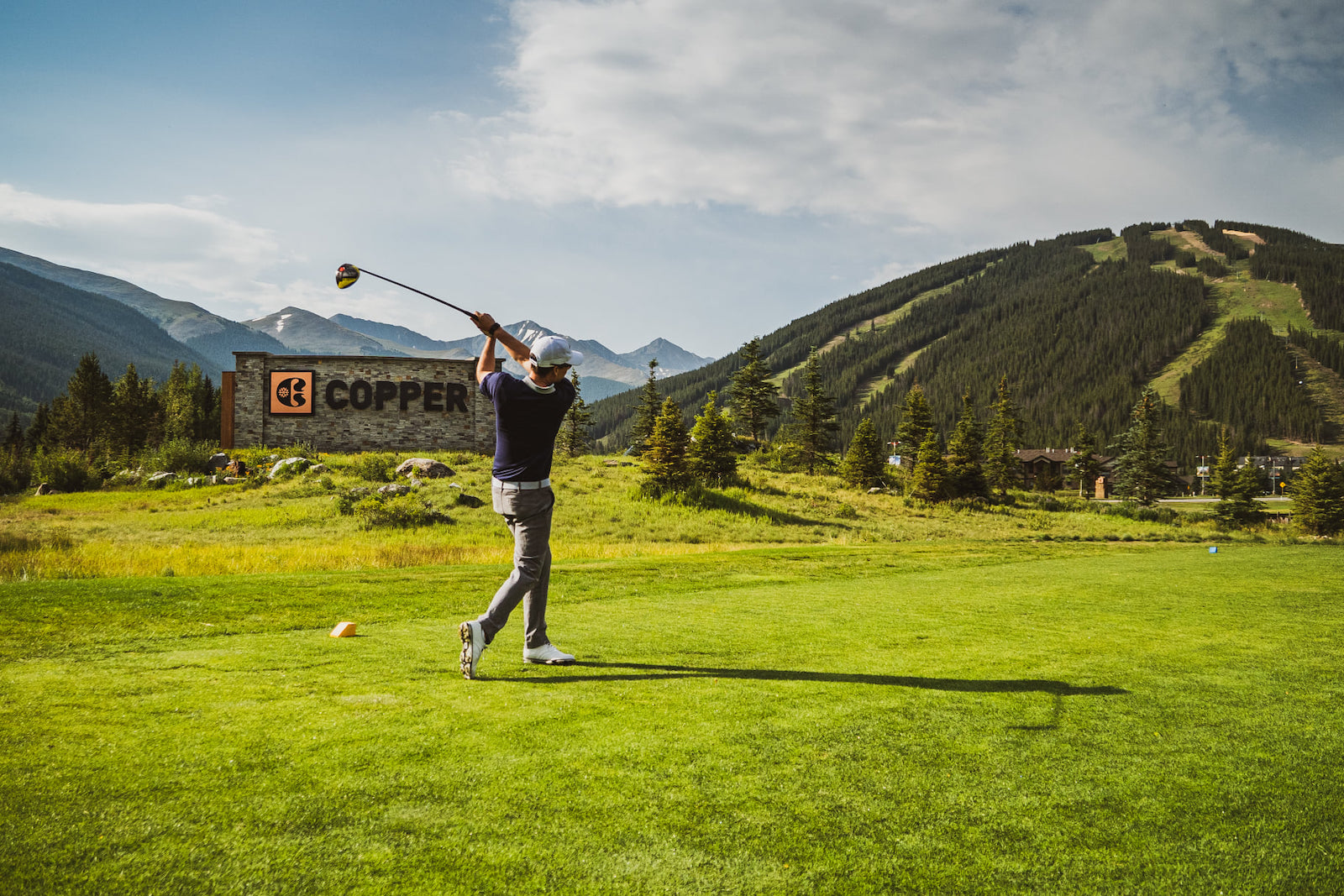 Image fo a person golfing at Copper Mountain