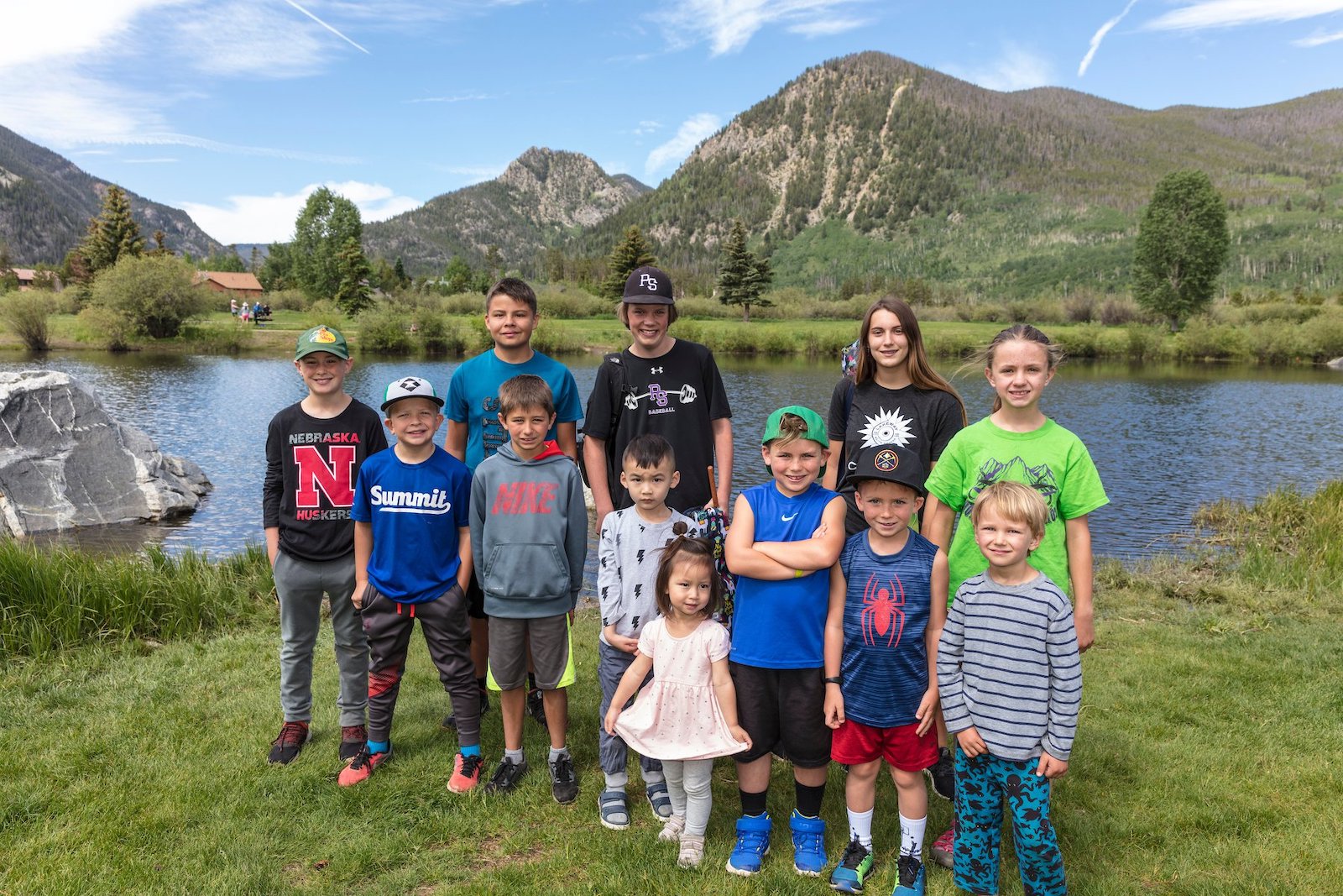 Image of kids by a lake in Frisco, CO