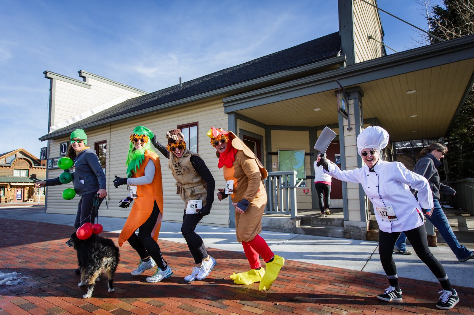 Image of people in costumes for the Turkey Day 5k in Frisco, Colorado