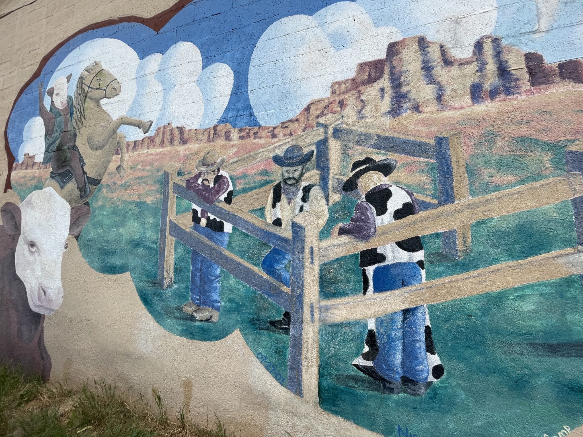 image of a mural in la veta