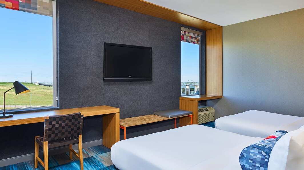 guestroom at aloft broomfield hotel