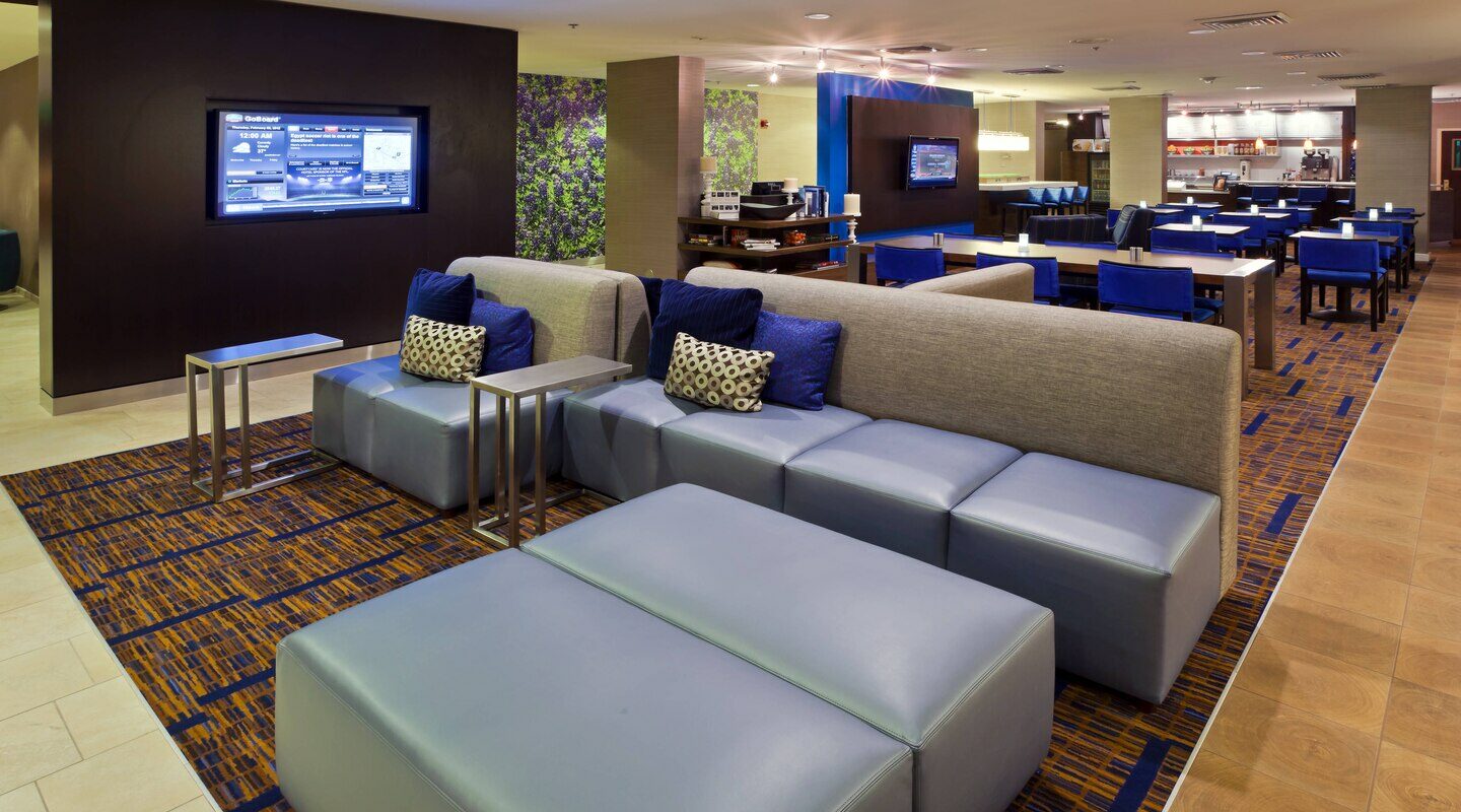 courtyard inn by marriott louisville