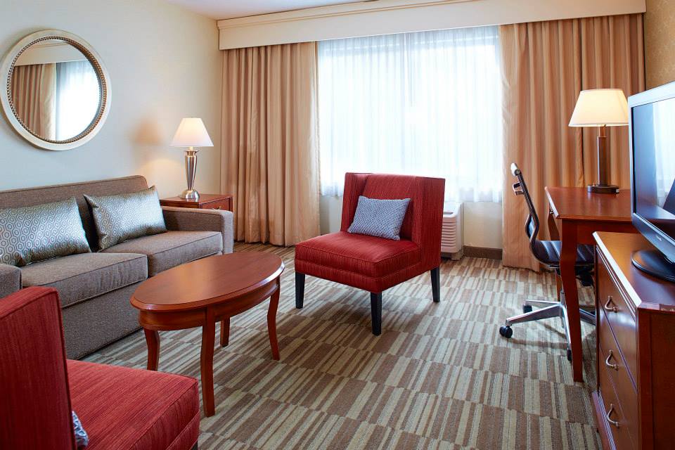 suites at courtyard marriott englewood