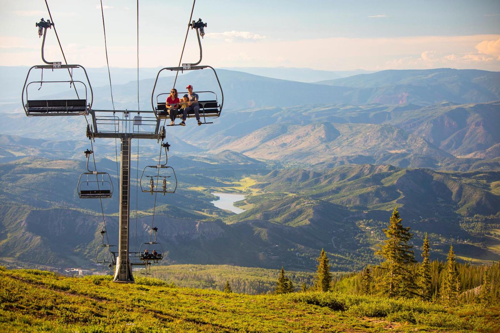 Image of the ski lift at Aspen Snowmass in Colorado