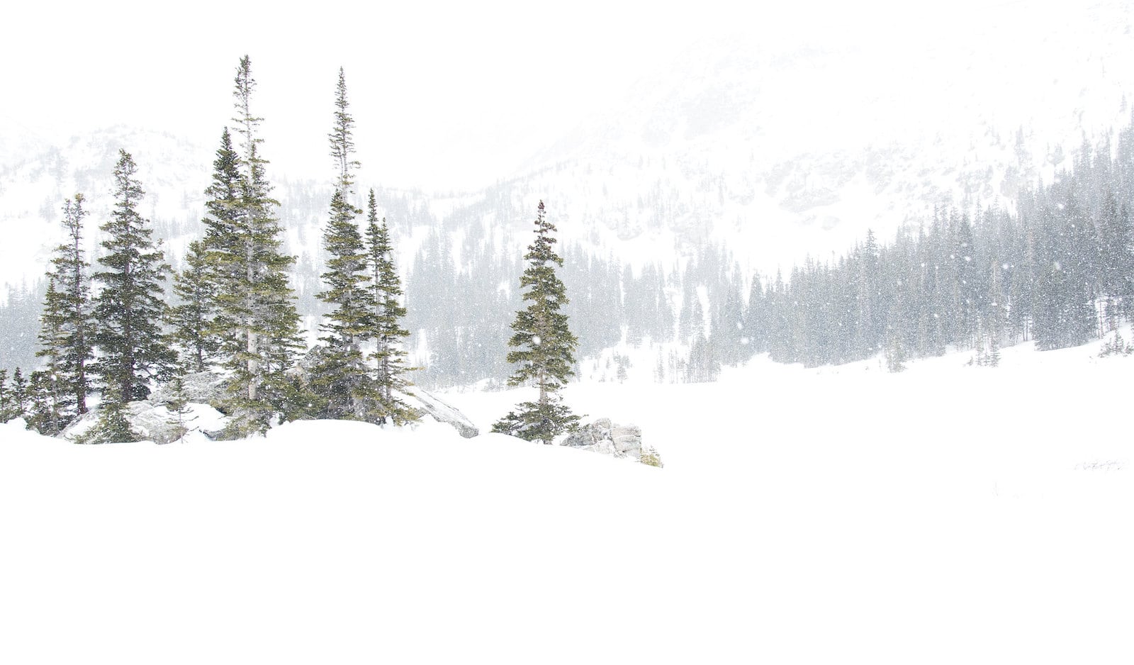 Image of Crater Lakes covered in snow in Colorado