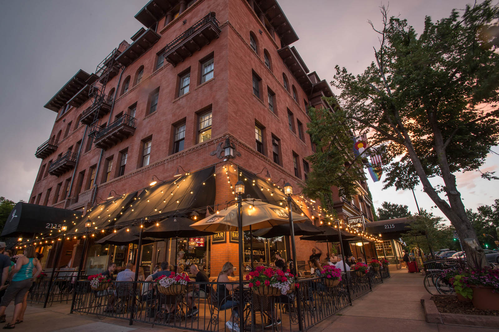 Image of the exterior of the Hotel Boulderado in Colorado