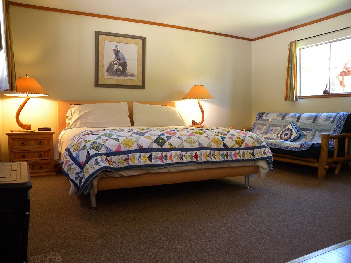 room at redstone cliffs lodge