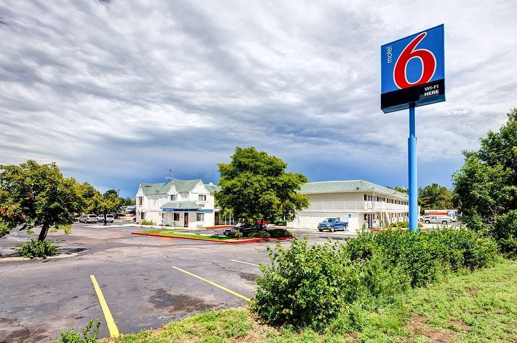 motel 6 in wheat ridge