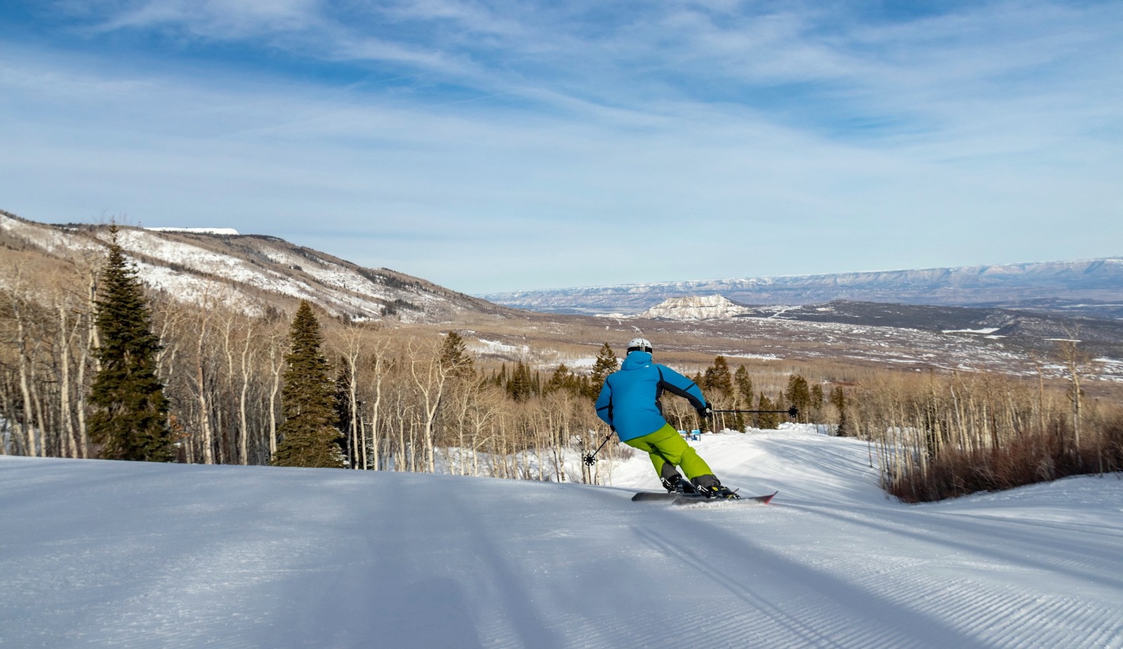 Image of a skier at Powderhorn Resort in Mesa, CO