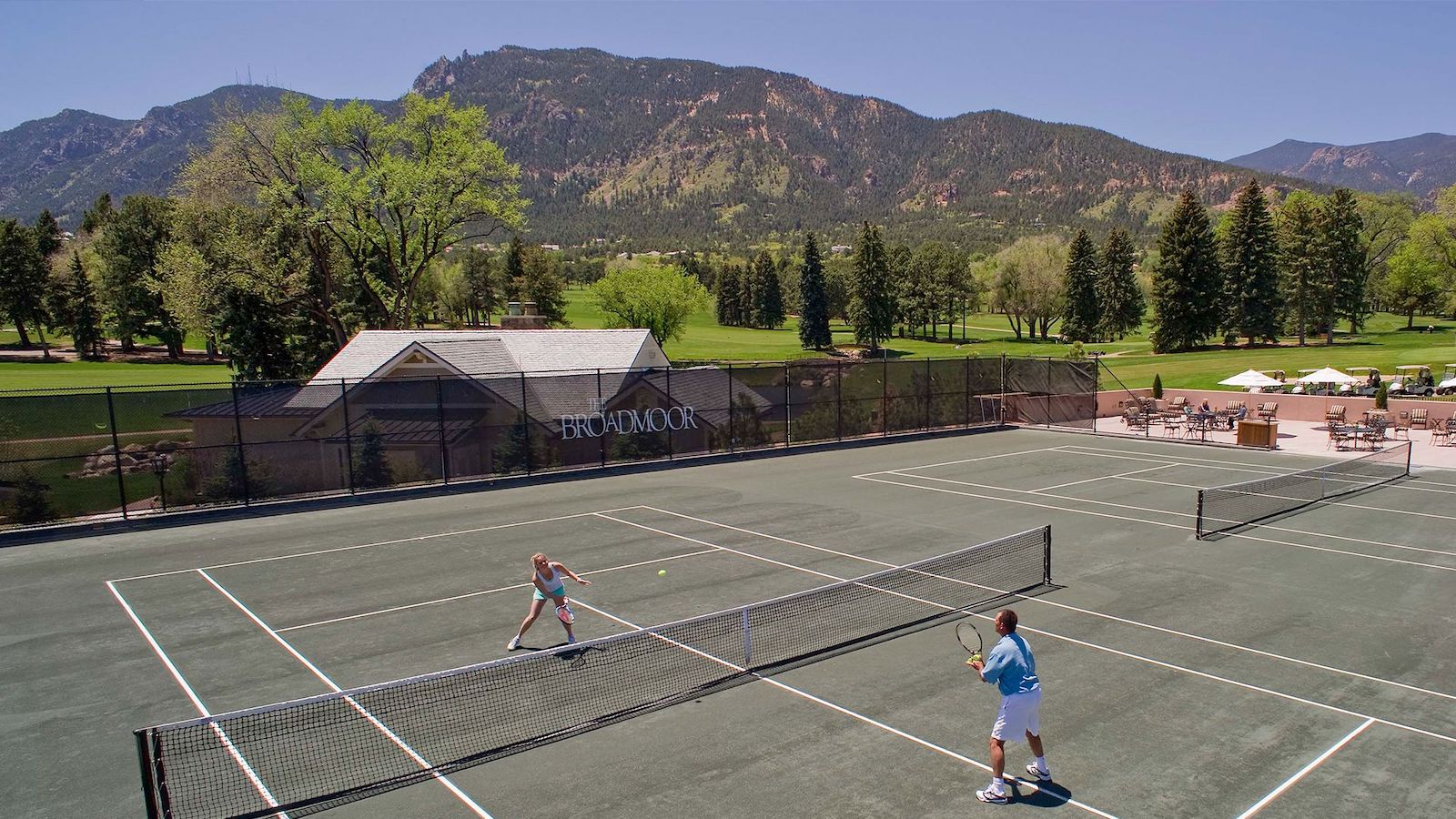 Image of the tennis courts at The Broadmoor in Colorado Springs