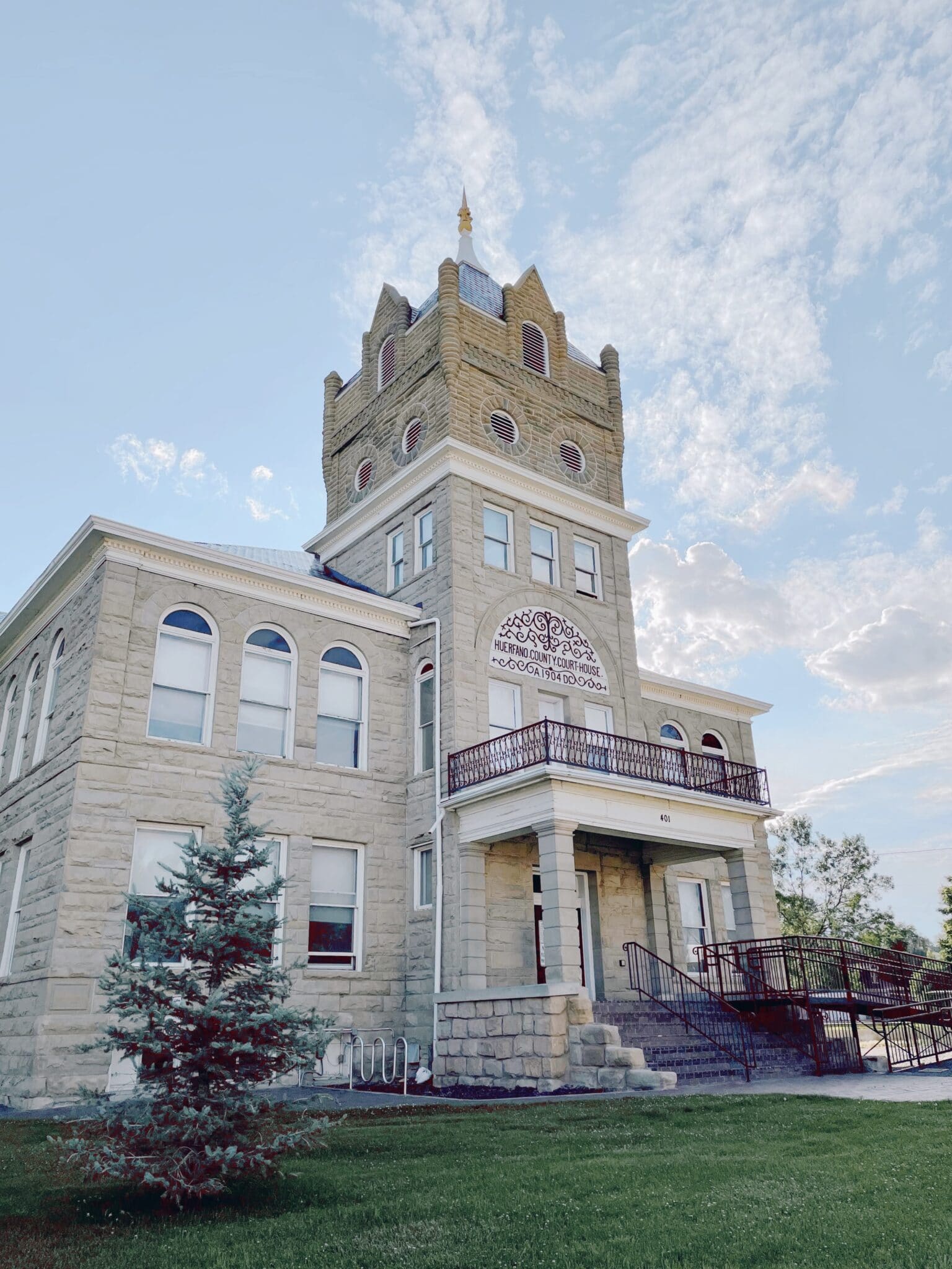 walsenburg county courthouse