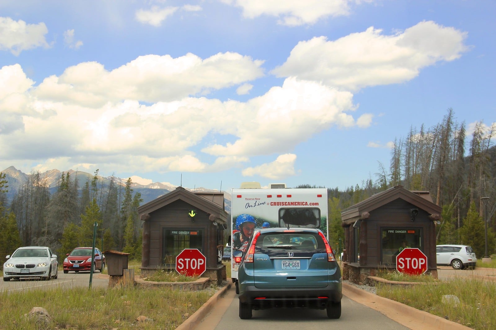 Grand Lake Entrance Station, CO